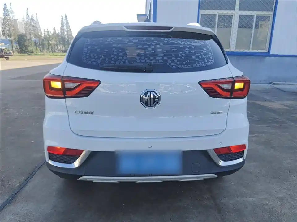 MG ZS