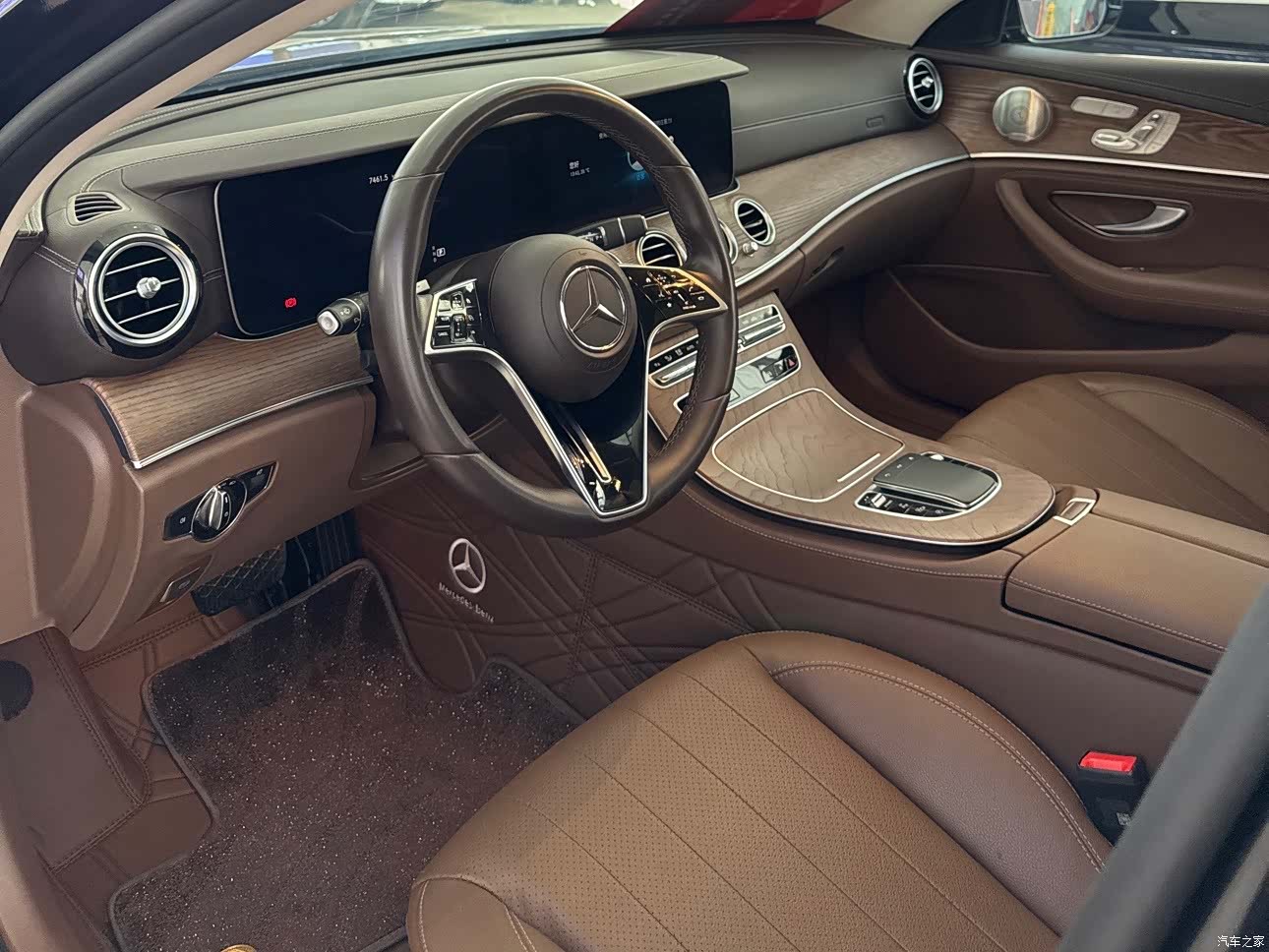 Mercedes-Benz E-Class, 2023 10