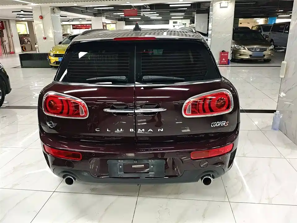 MINI CLUBMAN