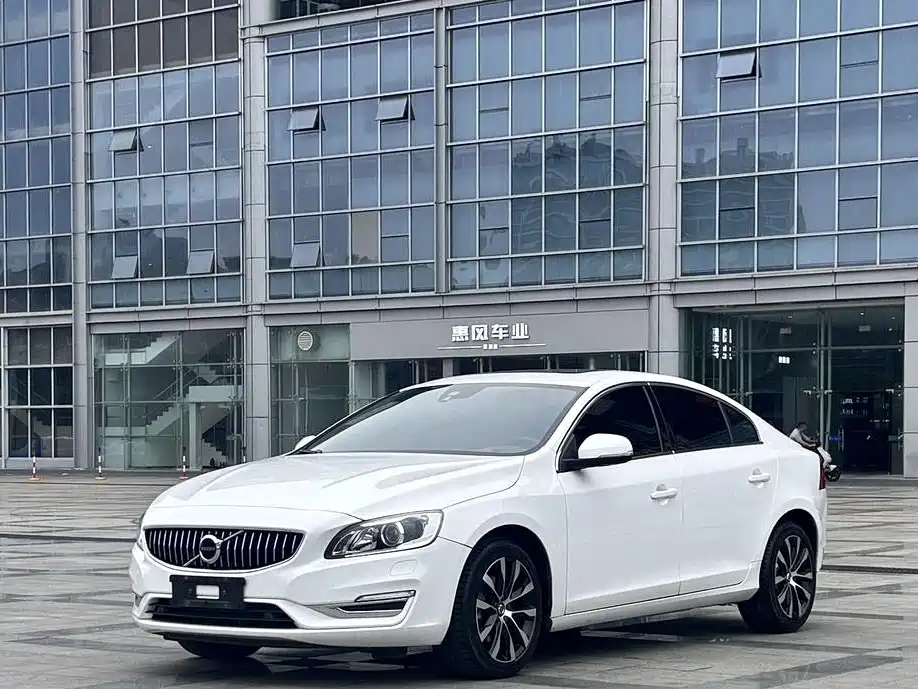Volvo S60