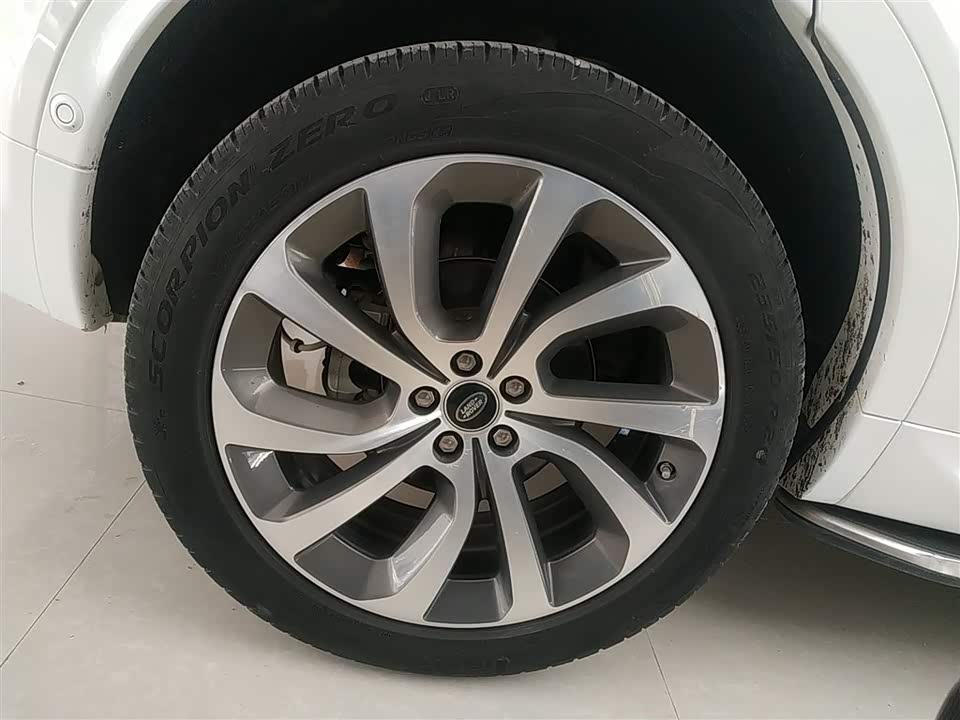 Land Rover Discover sports