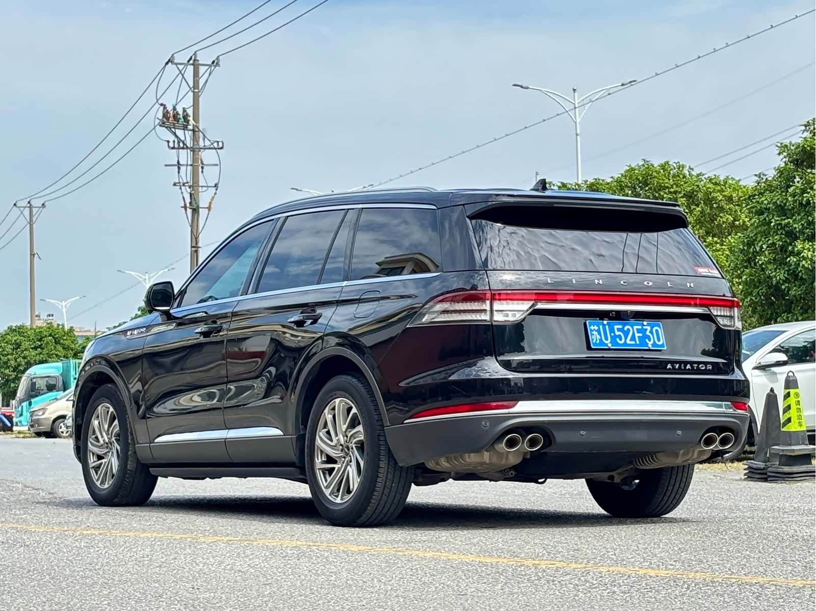 Lincoln Aviator, 2021 4