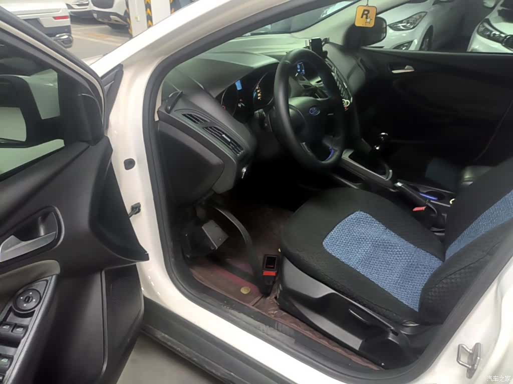 Ford Focus, 2015 16