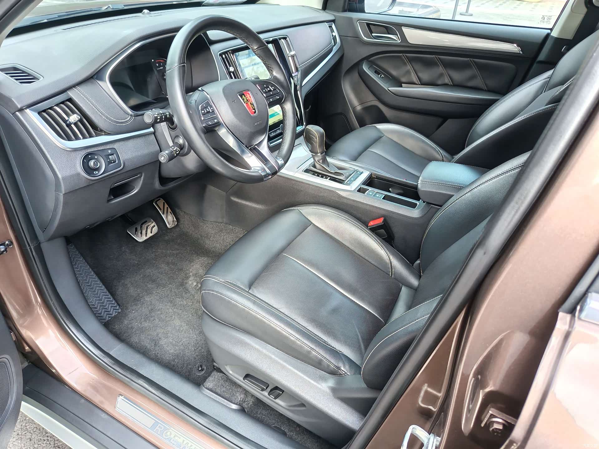 Roewe RX5, 2016 10