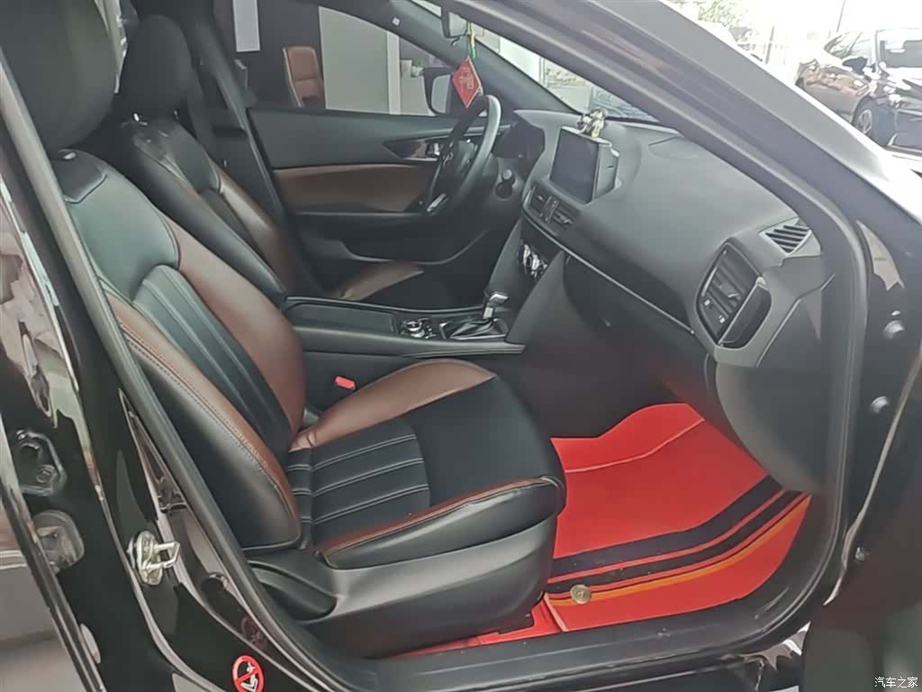 Mazda CX-4, 2021 25