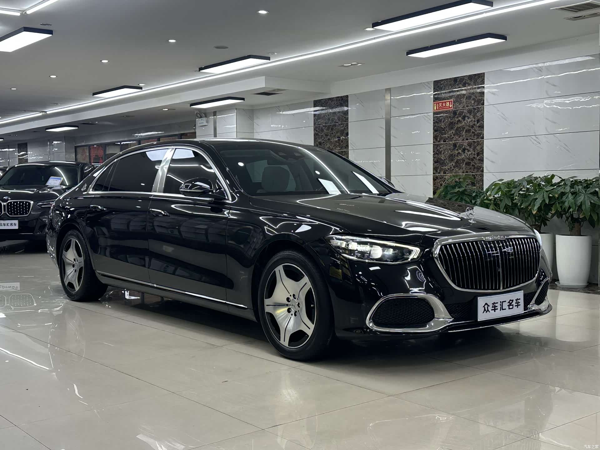 Maybach S-Class, 2023 3