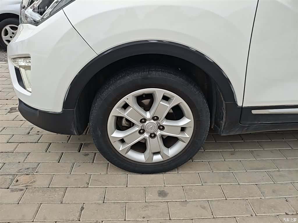 Changan CS15, 2018 23