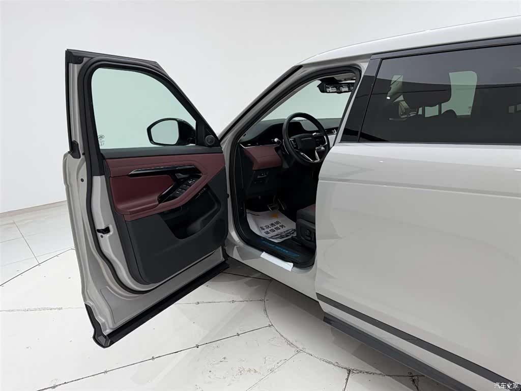 Land Rover Range Rover, 2023 13