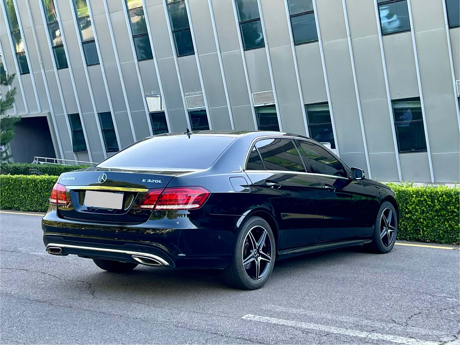 Mercedes-Benz E-Class, 2015 16