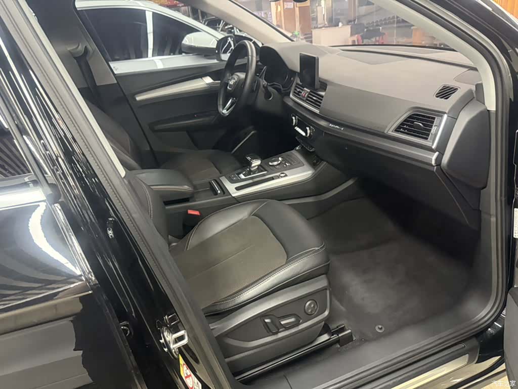 Audi Q5L, 2020 19