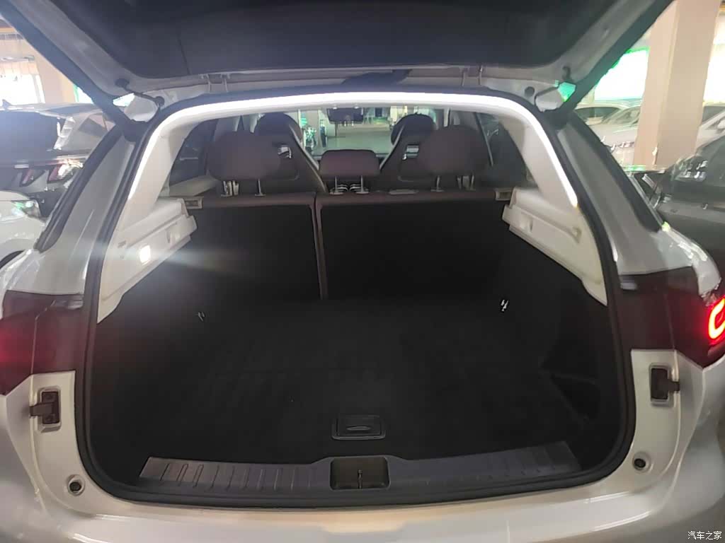 Leapmotor C11, 2023 15