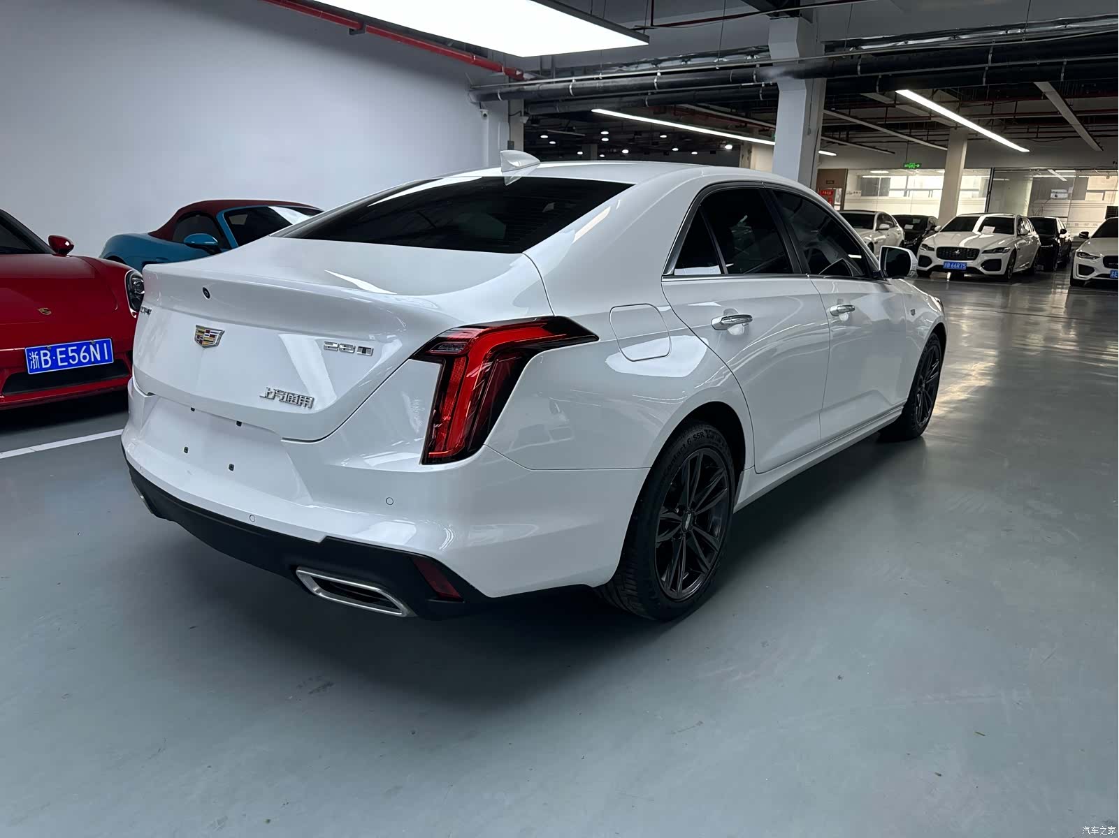 Cadillac CT4, 2023 11