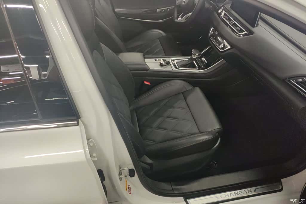 Changan CC, 2021 8