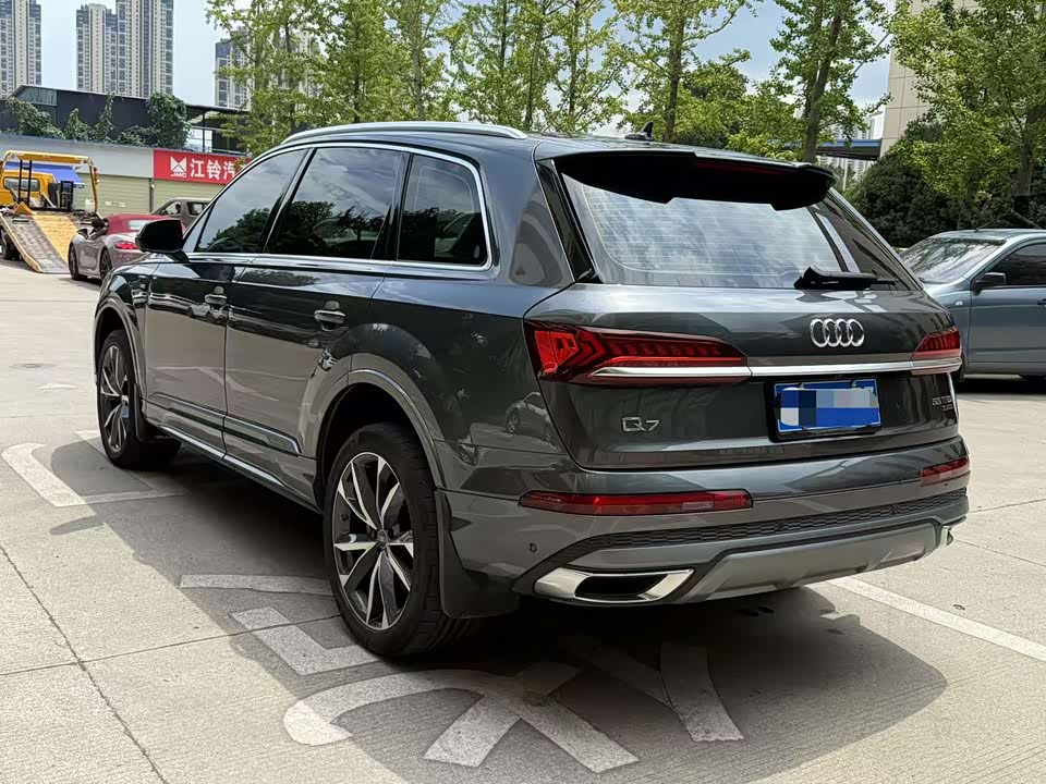 Audi Q7 Audi Q7