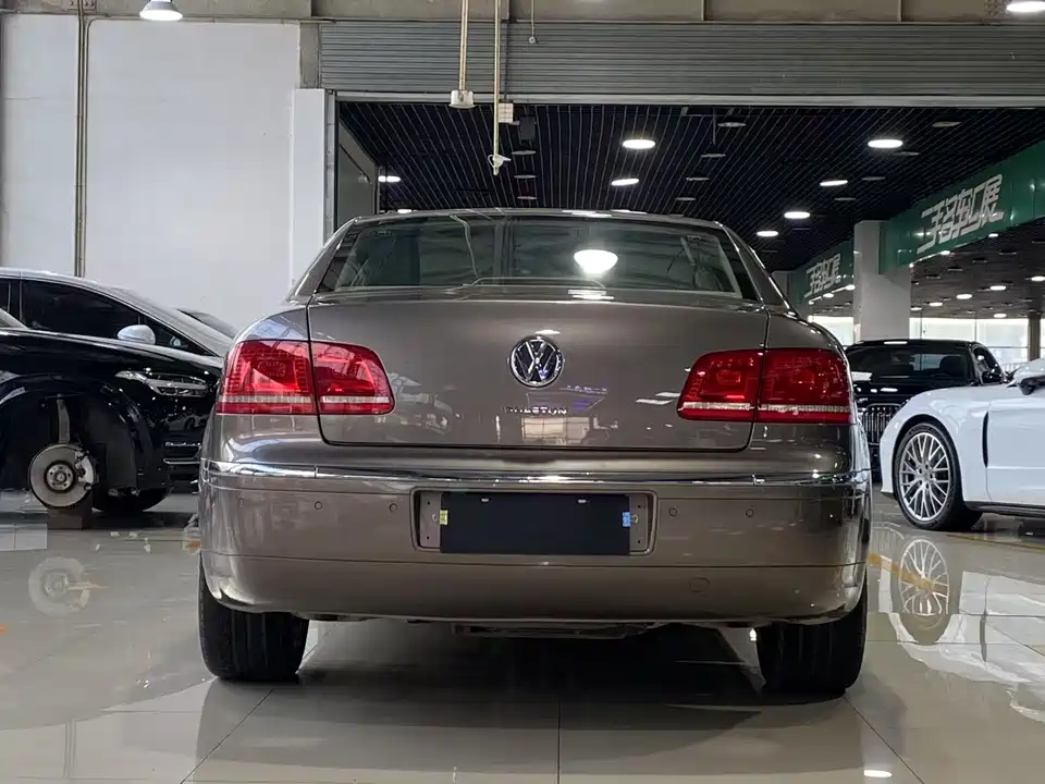 Volkswagen Phaeton