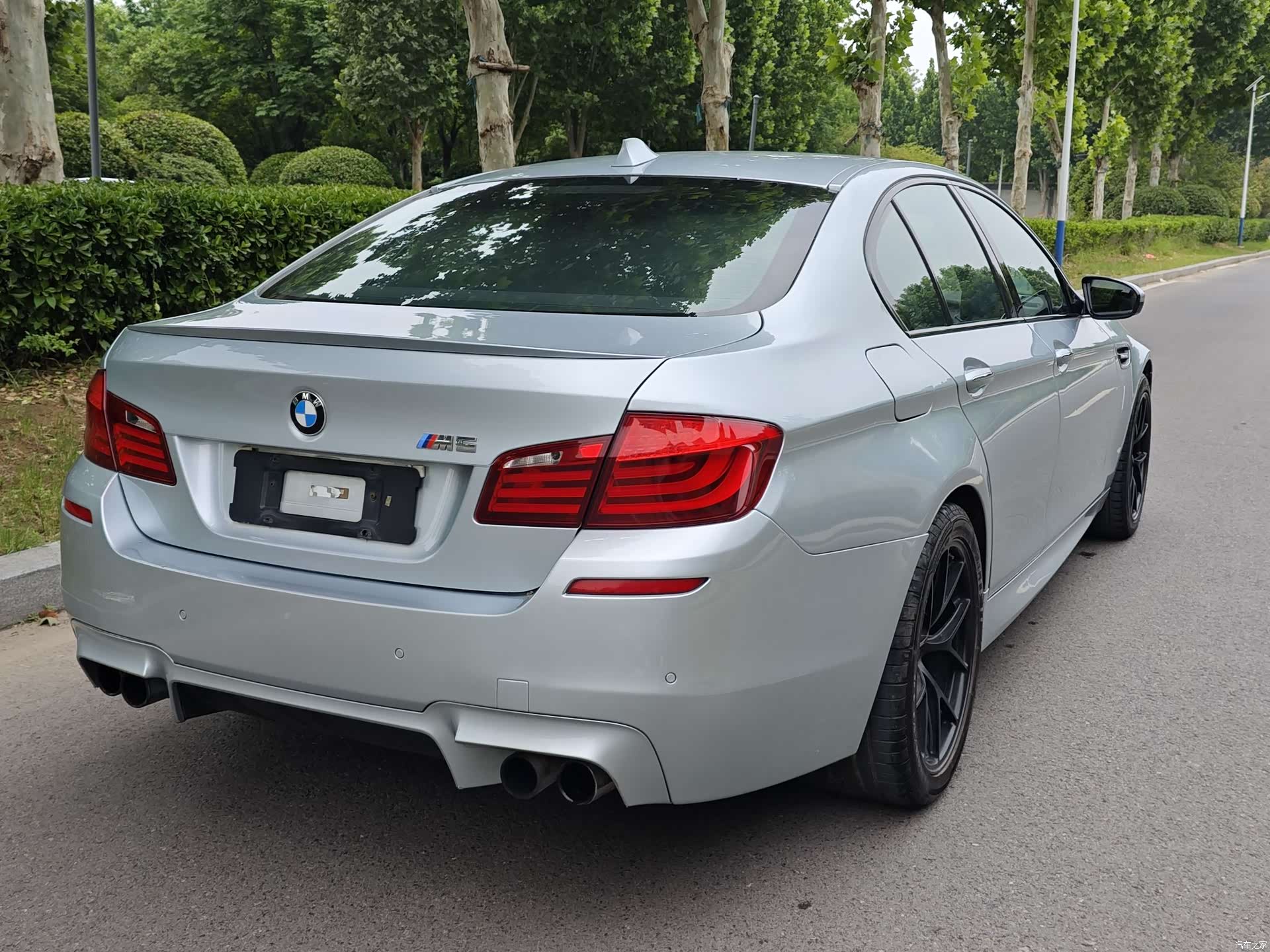 BMW M5, 2015 9
