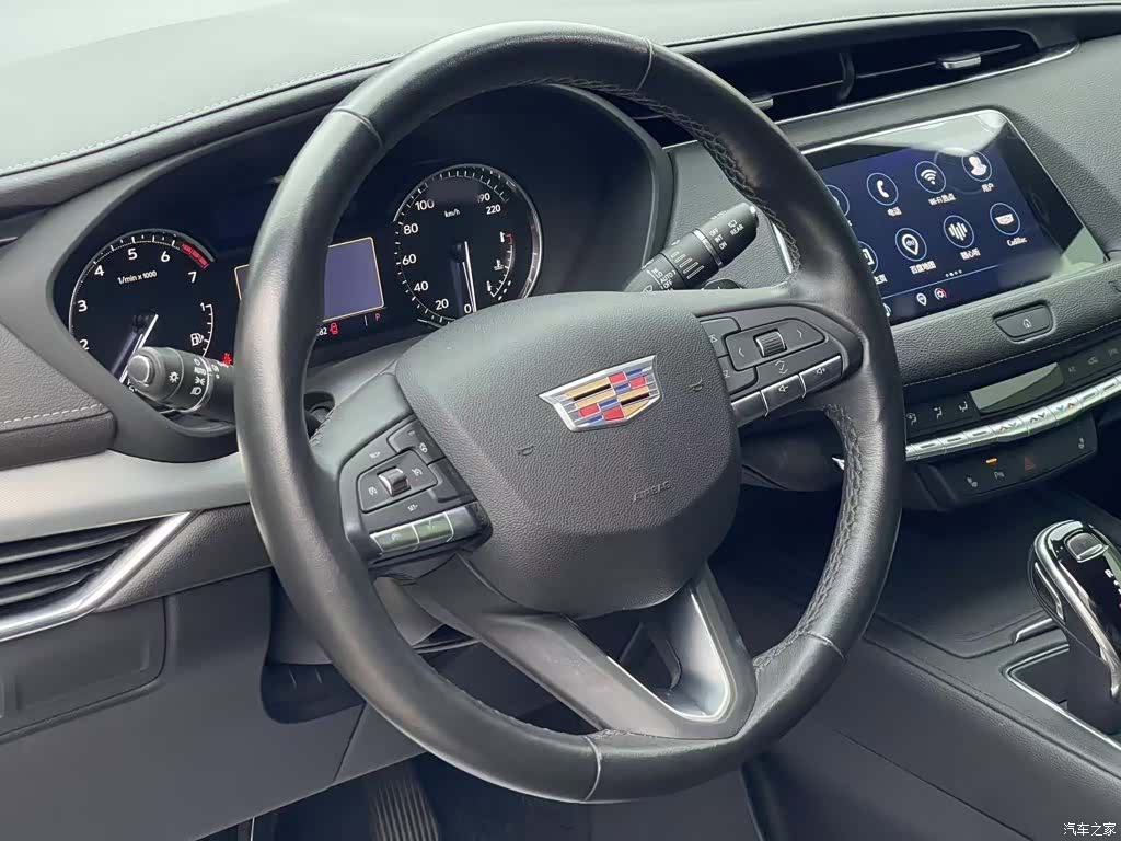 Cadillac XT4, 2021 12