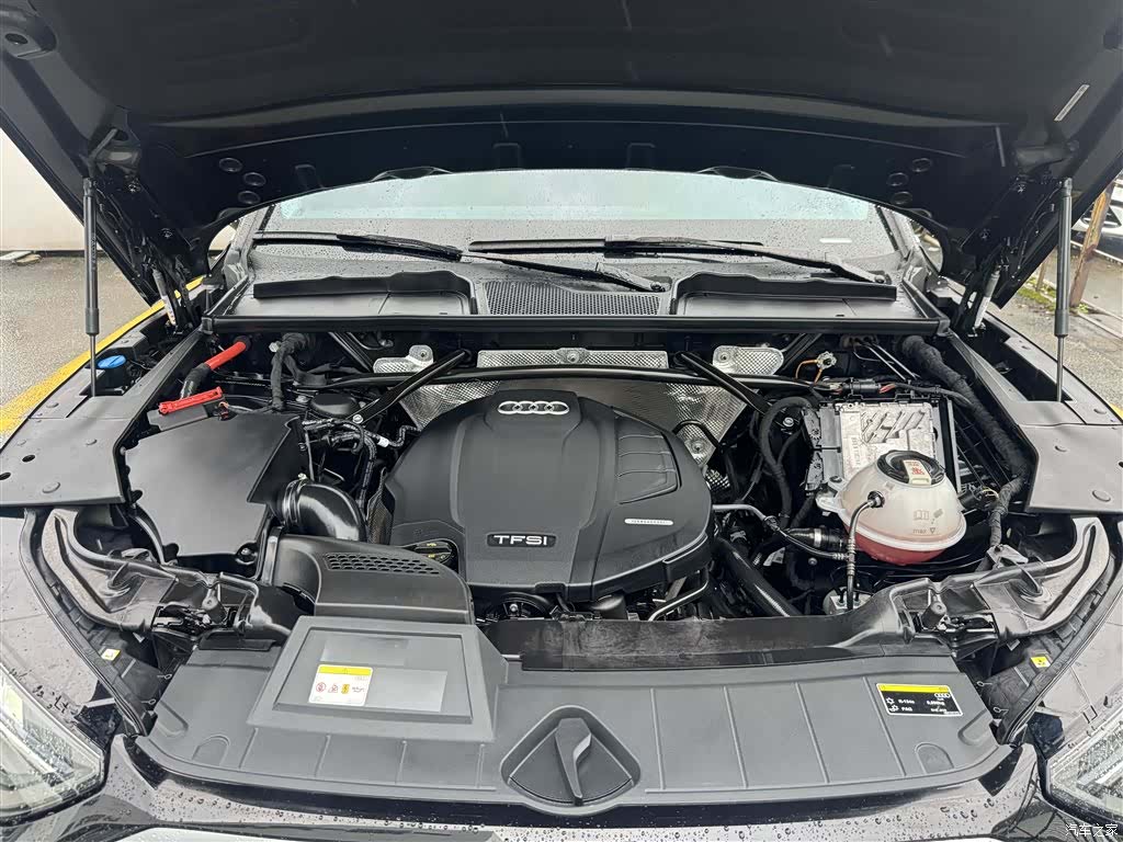 Audi Q5L, 2022 9