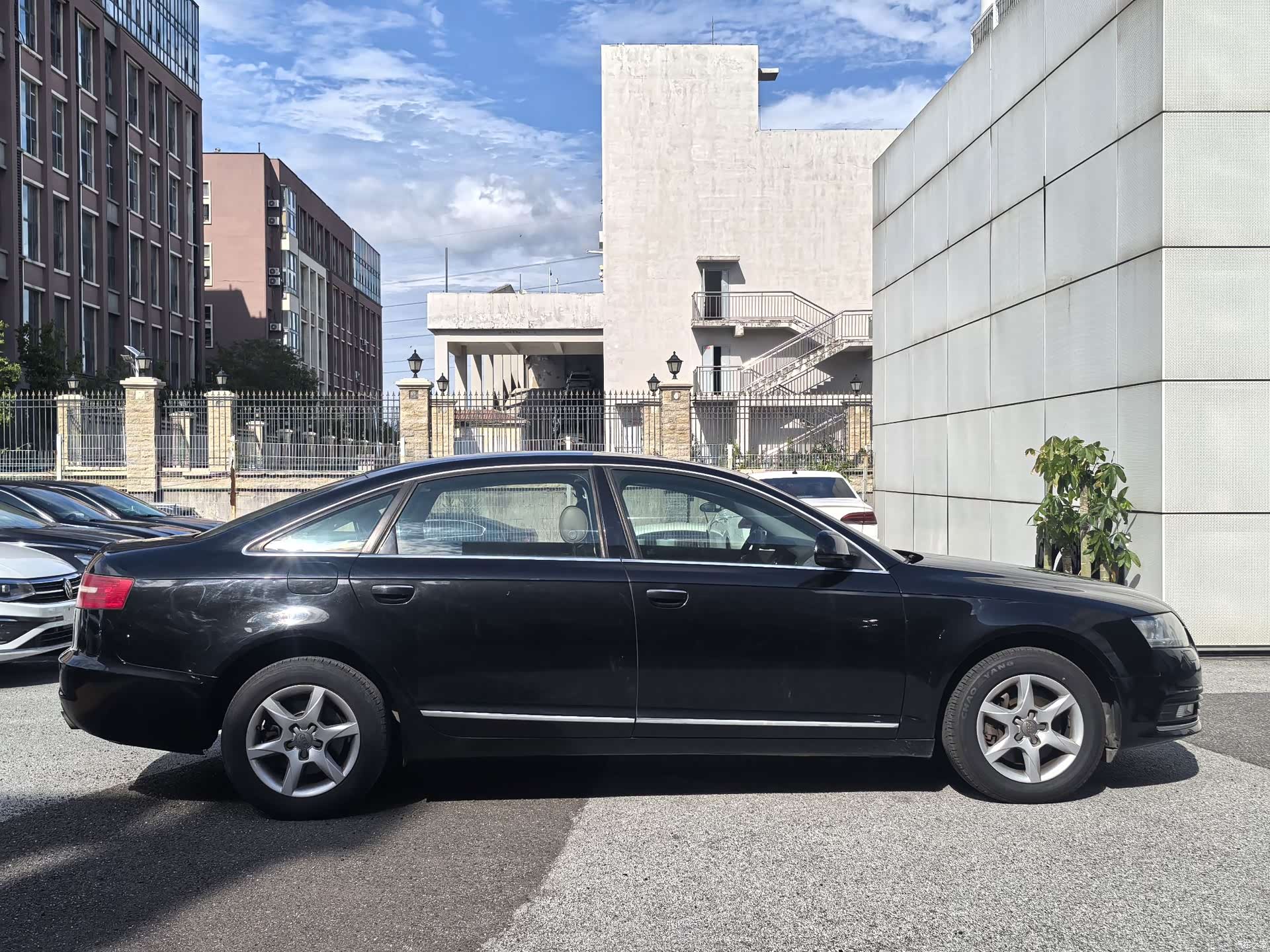 Audi A6L, 2012 8