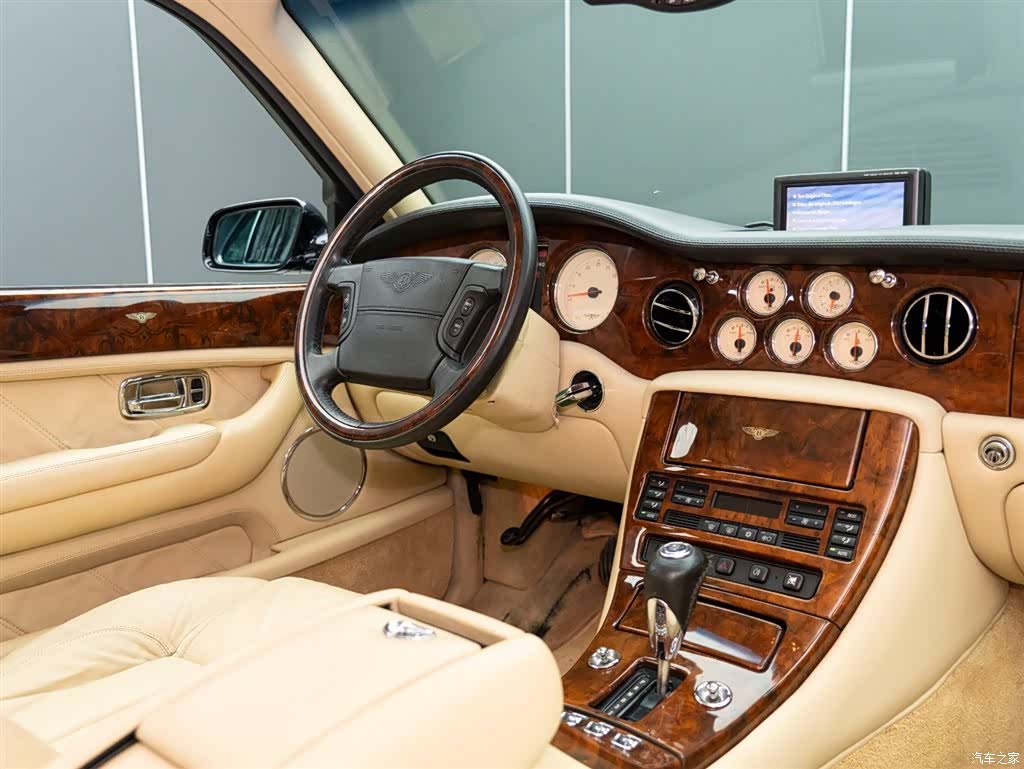 Bentley R, 2004 13