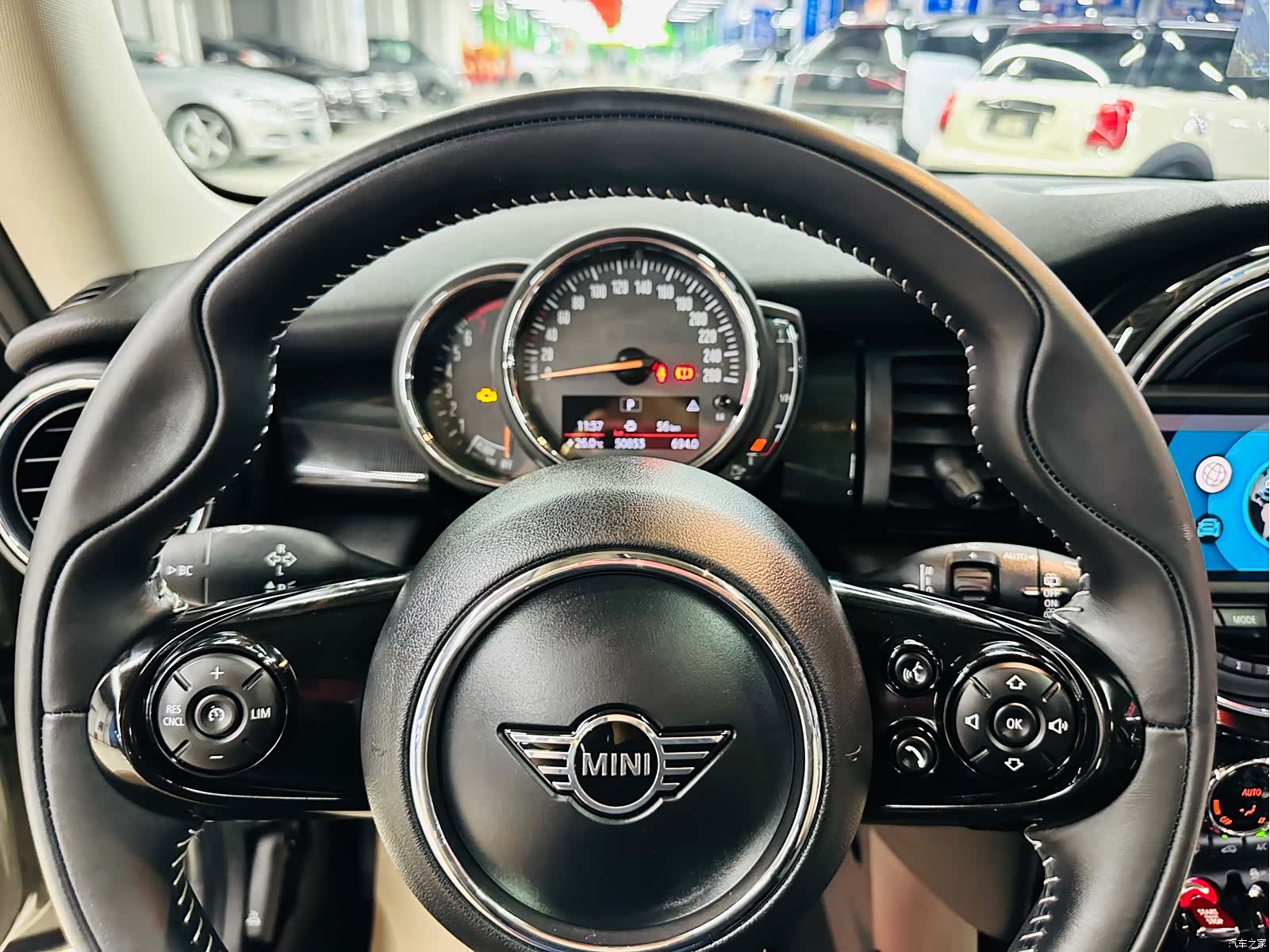 Mini Cooper, 2020 38
