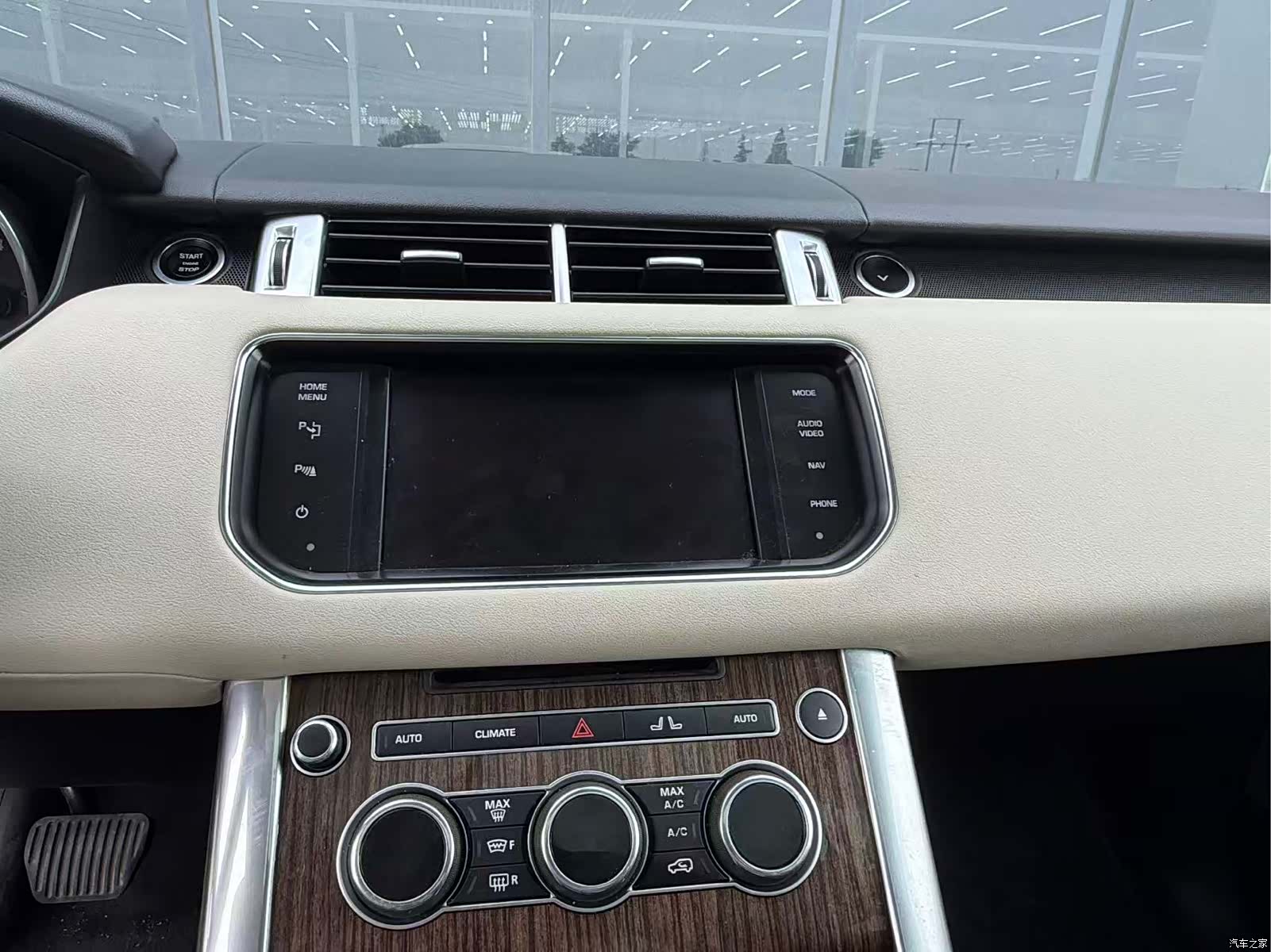 Land Rover Range Rover, 2014 10