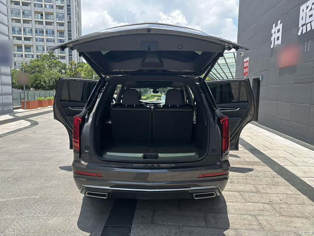 Cadillac XT6, 2022 16