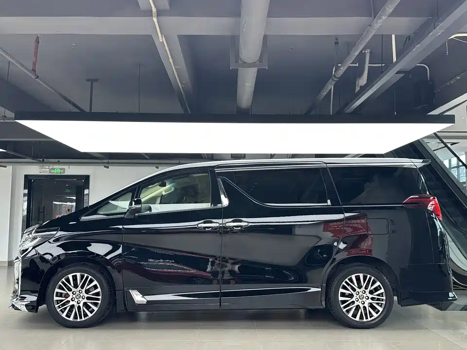 Toyota Elfa Toyota Elfa
