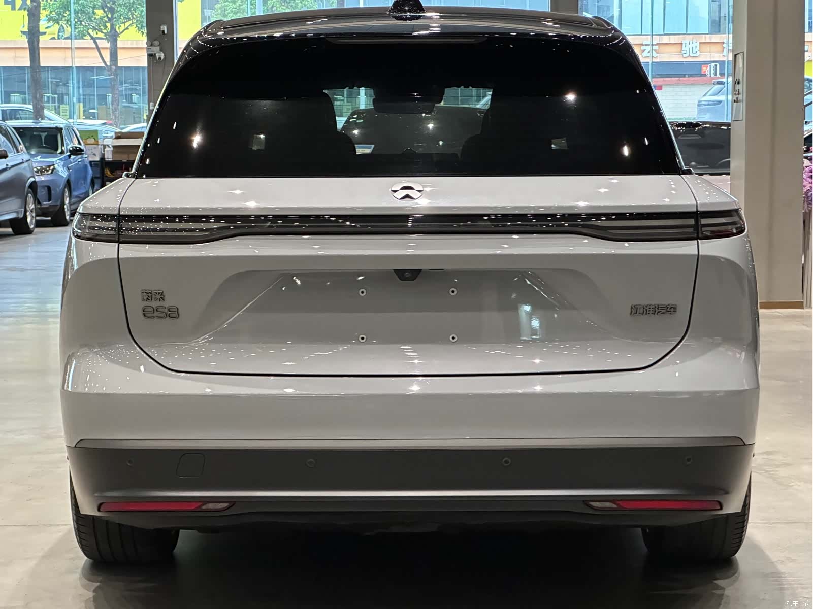 NIO ES8, 2023 4
