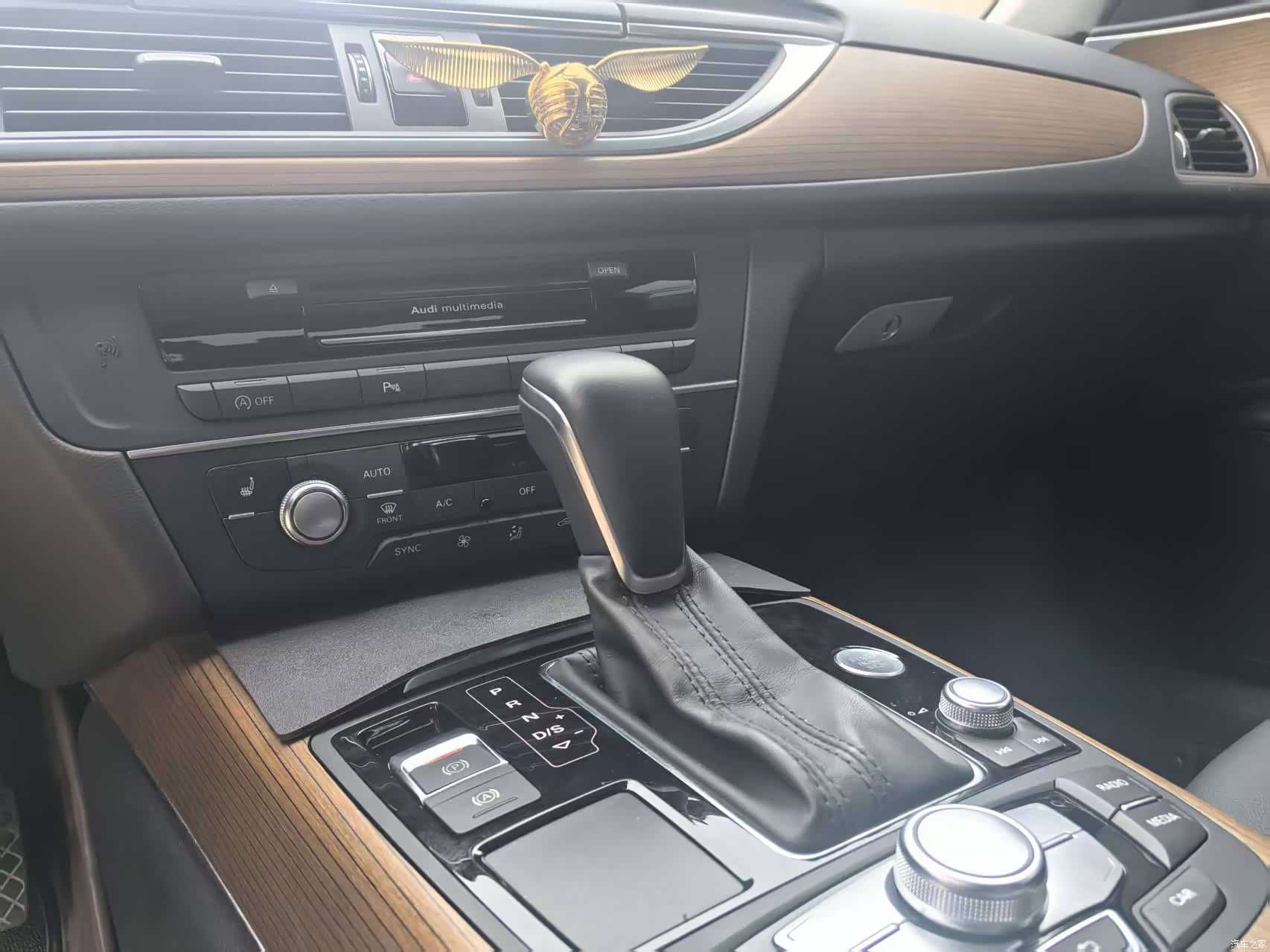 Audi A6L, 2019 8