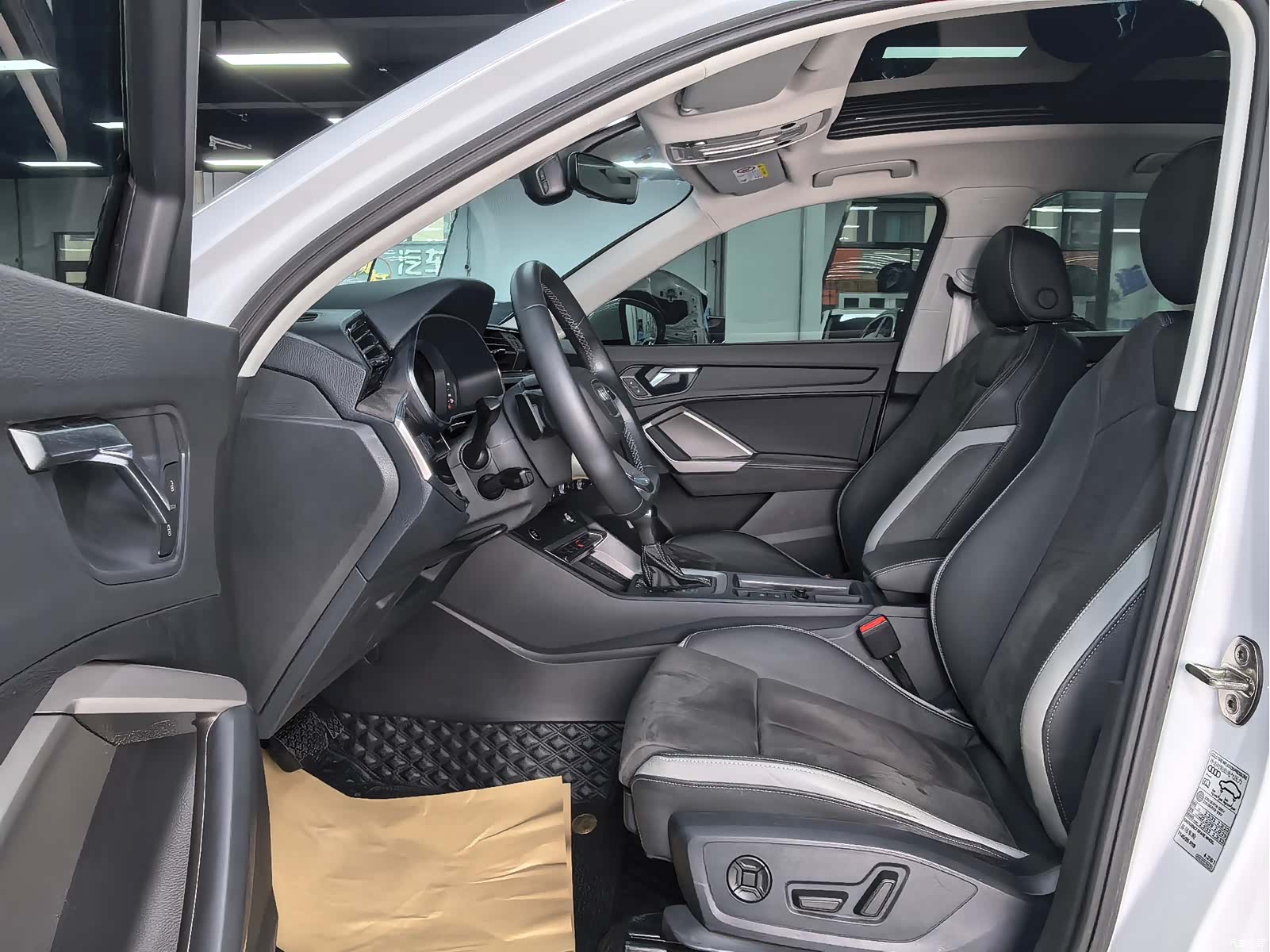 Audi Q3, 2022 9