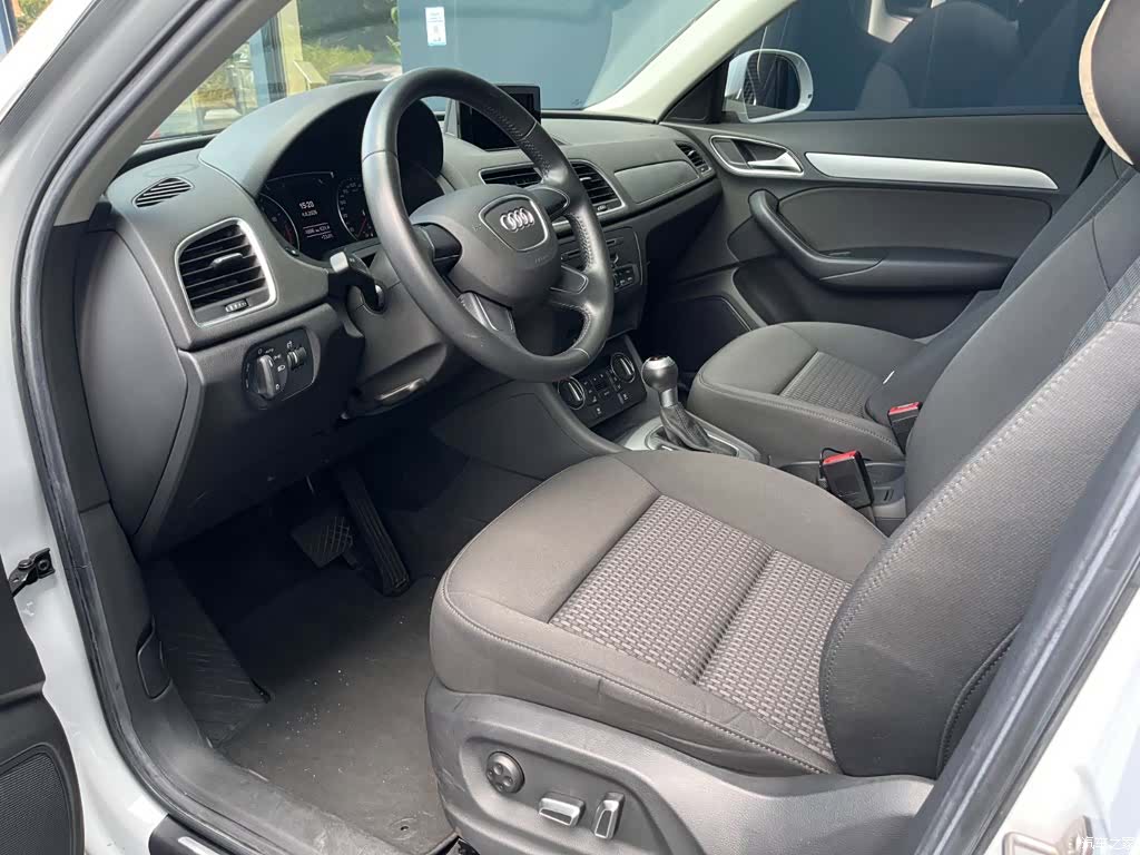 Audi Q3, 2018 7