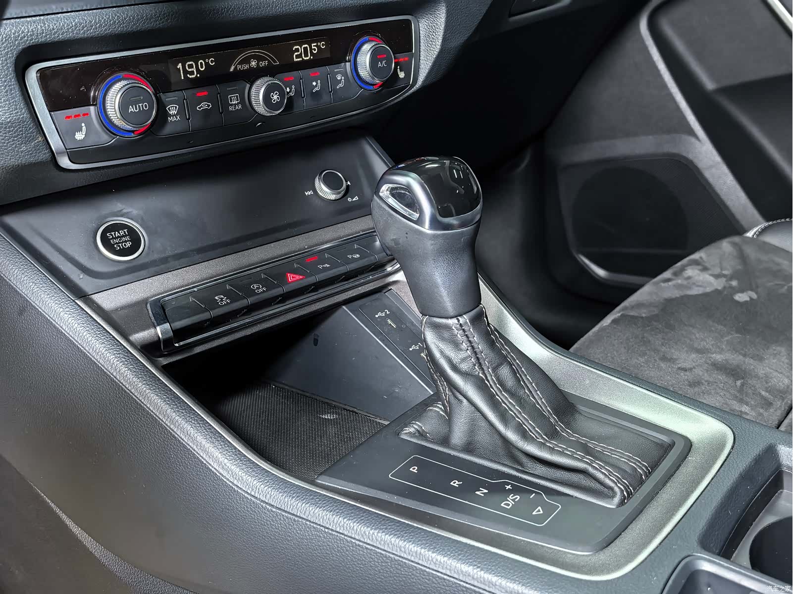 Audi Q3, 2022 18