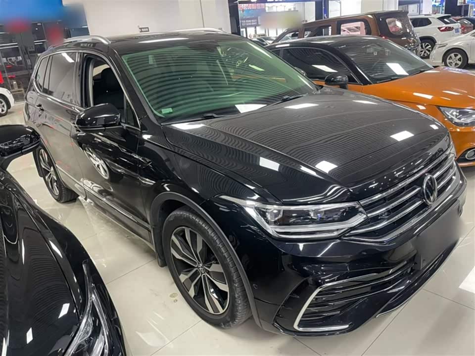 Volkswagen Tiguan L