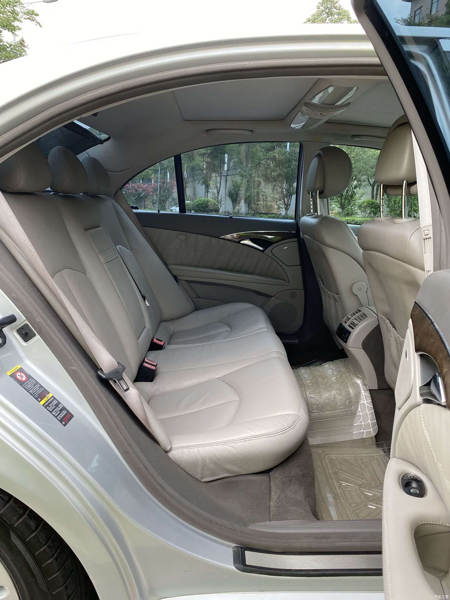 Mercedes-Benz E-Class, 2007 11
