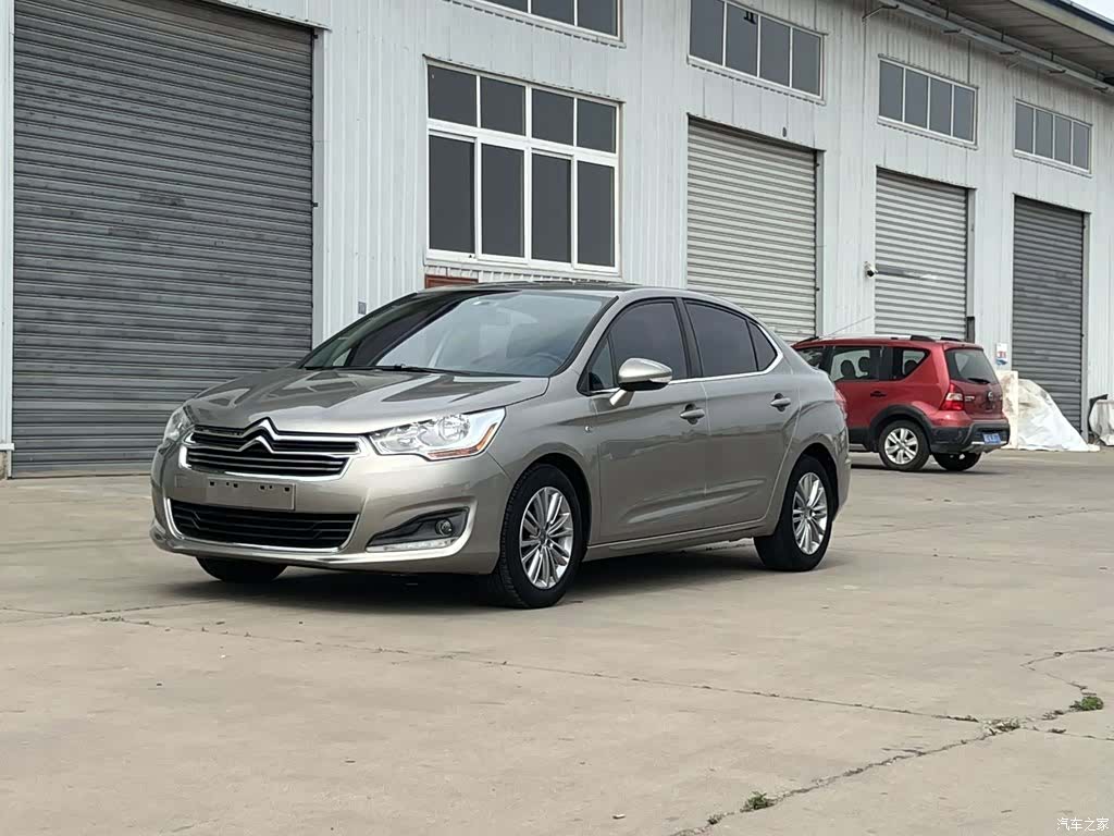 Citroen C4, 2015 1