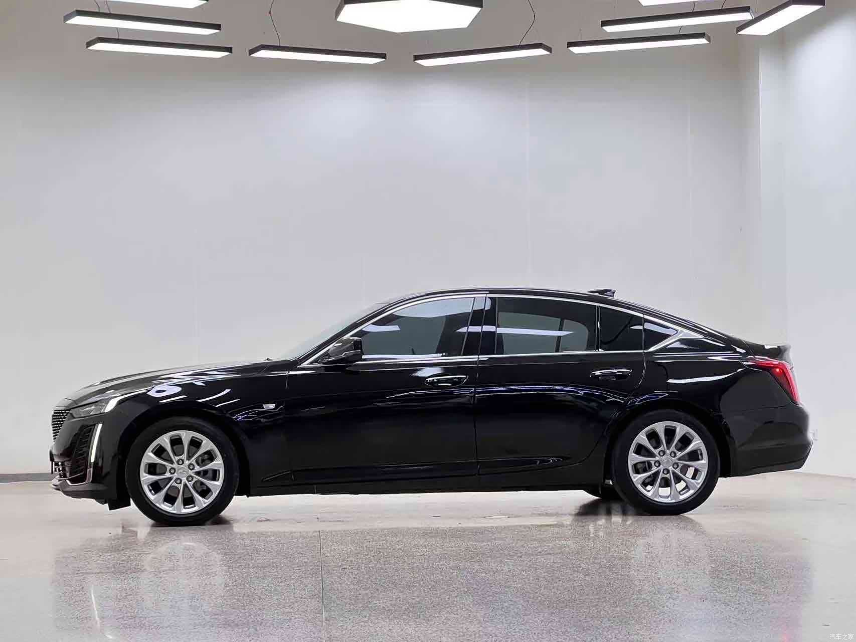 Cadillac CT5, 2023 4