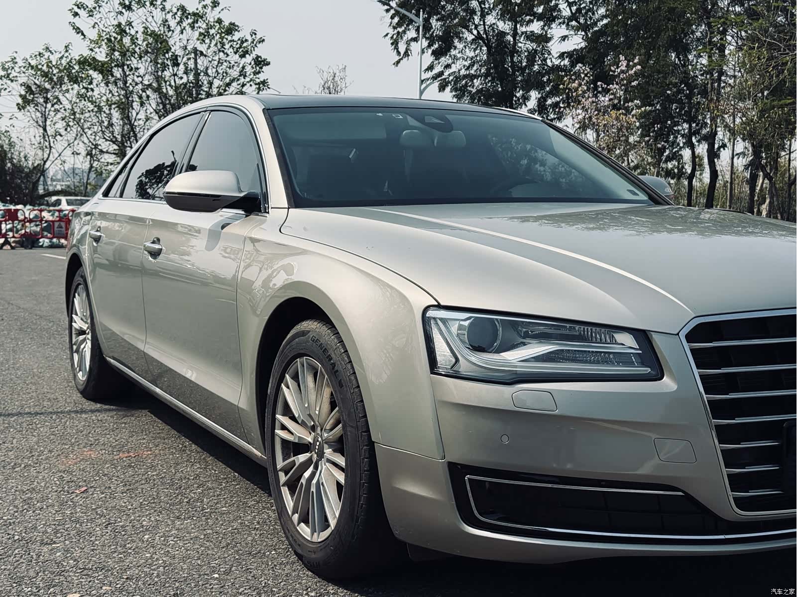 Audi A8L, 2015 12