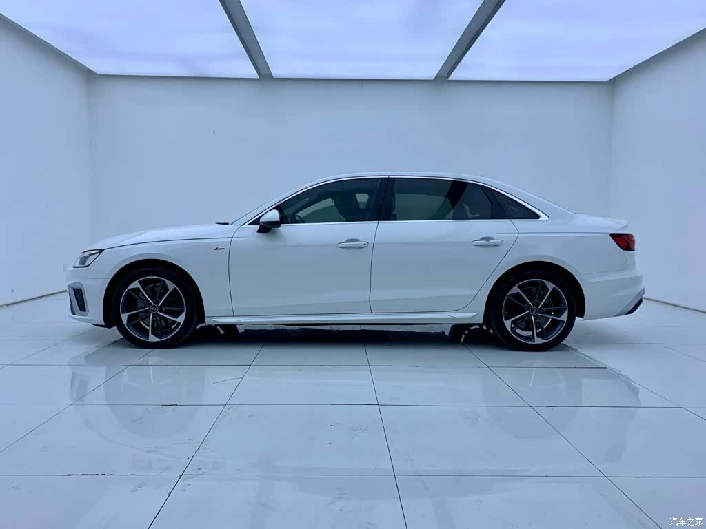 Audi A4L, 2023 4
