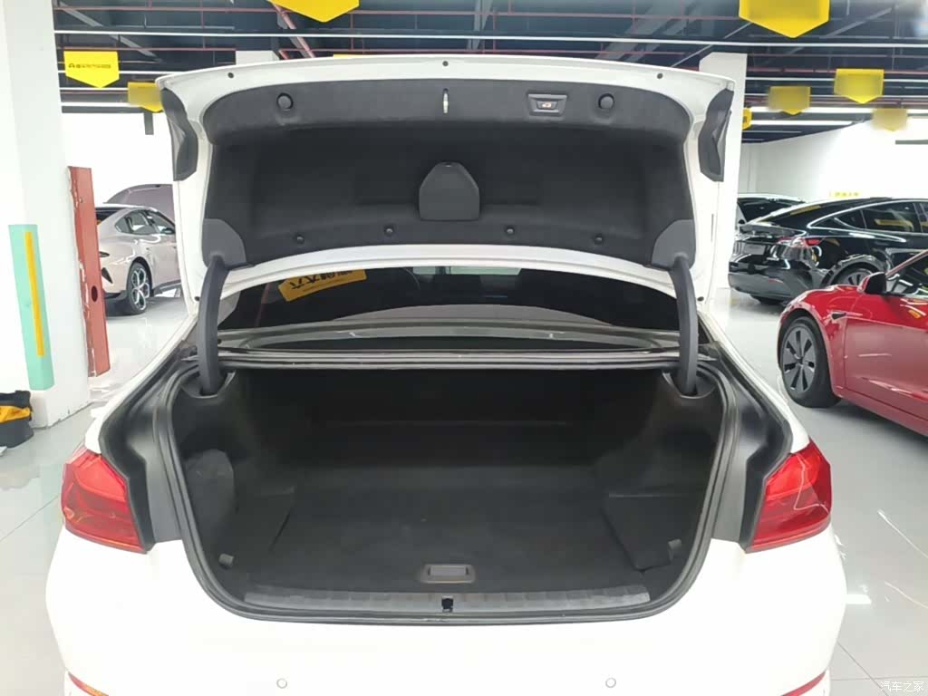 BMW 5 Series, 2019 15