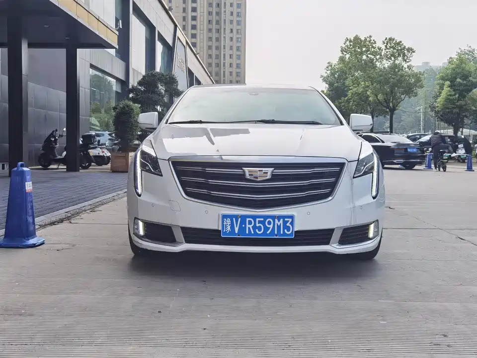 Cadillac XTS
