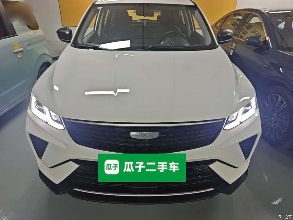 Geely Coolray, 2025 3