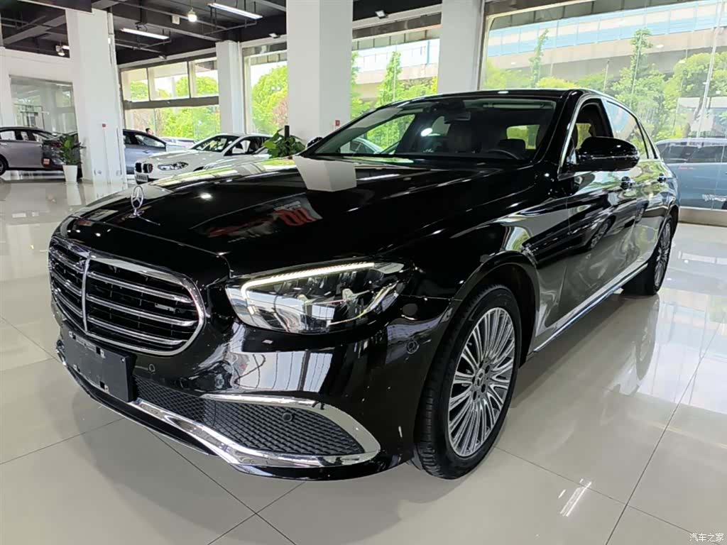 Mercedes-Benz E-Class, 2023 1
