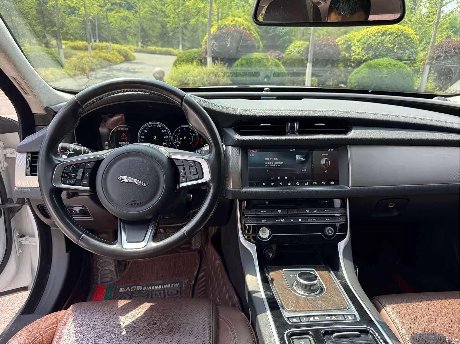 Land Rover XFL, 2018 15