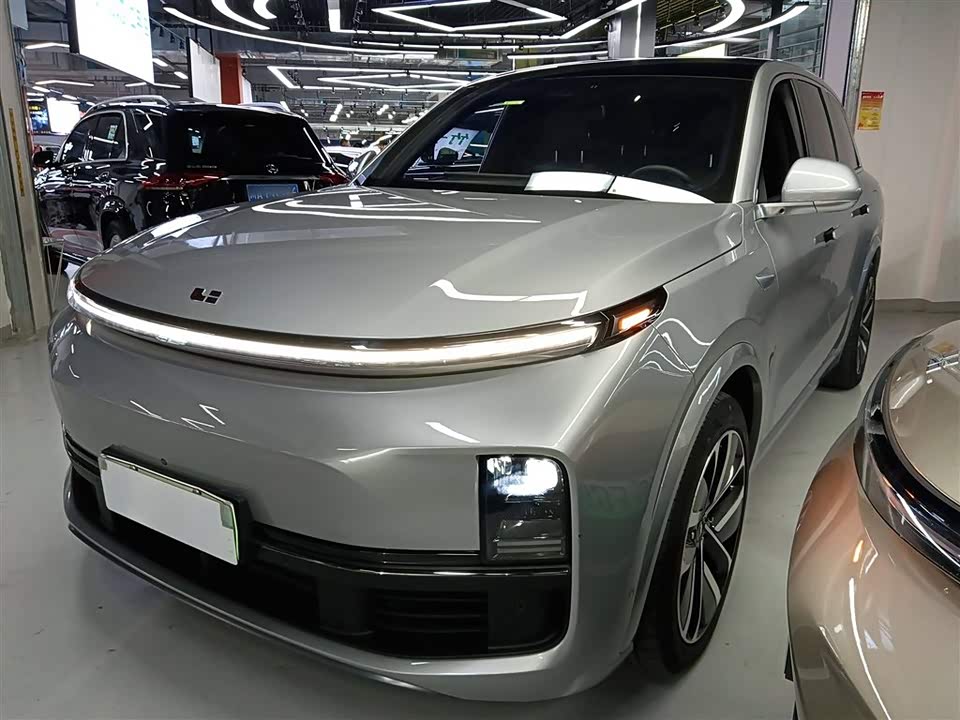 Li Auto Ideal L8