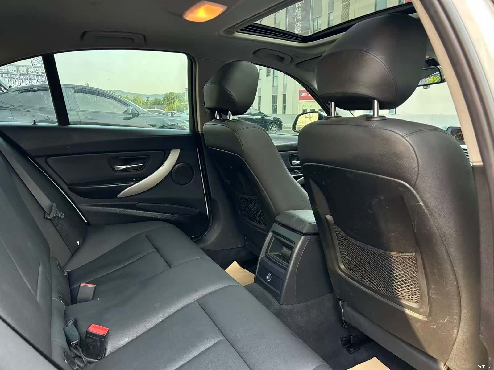 BMW 3 Series, 2015 7