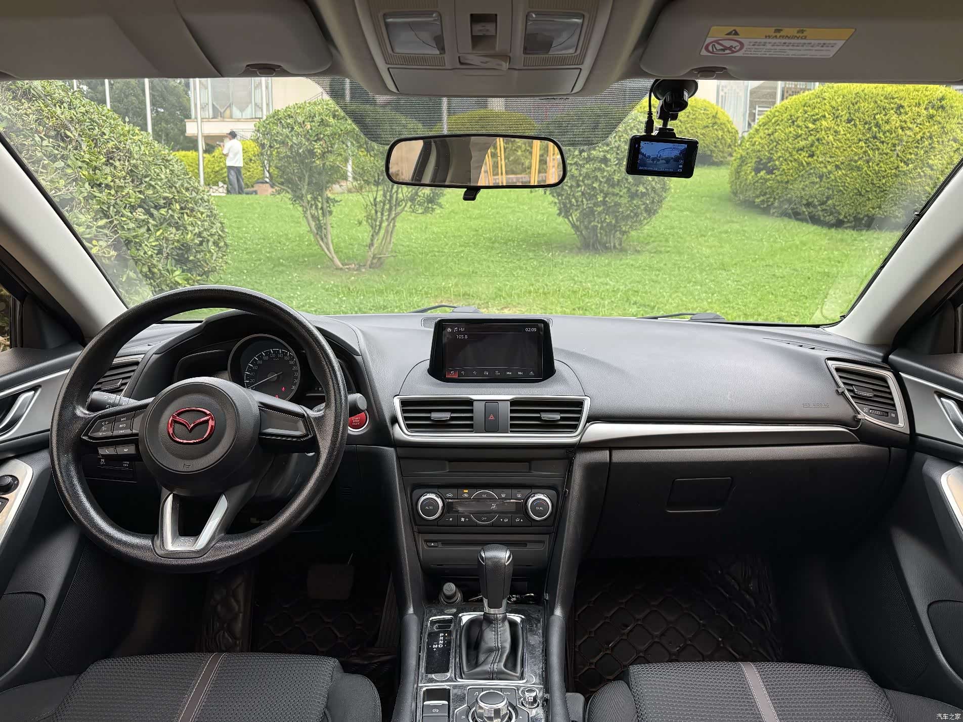 Mazda Mazda3, 2018 21