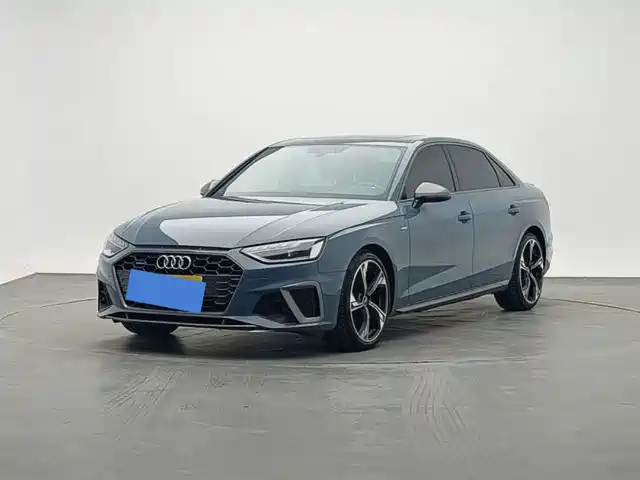 Audi A4L 2022 — купить из Китая под заказ
