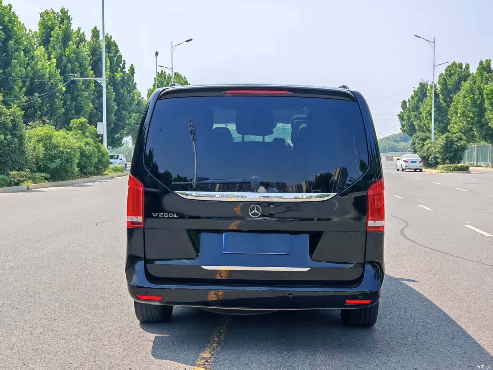Mercedes-Benz V-Class, 2018 7
