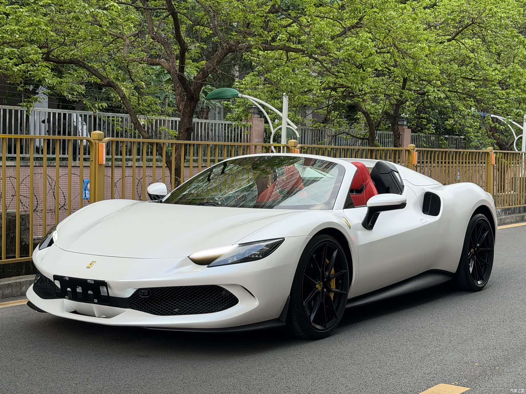 Ferrari 296